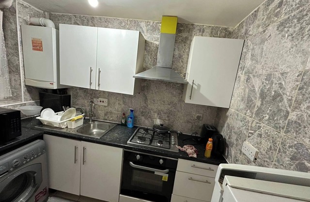 Spacious Flat - Sleeps 6 - Heart of London