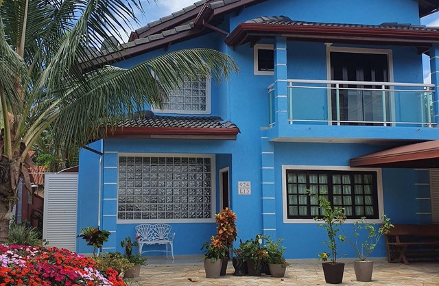 Spacious house with a high standard near the beach!