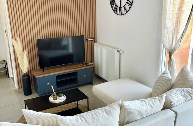 Spacious, modern apartment