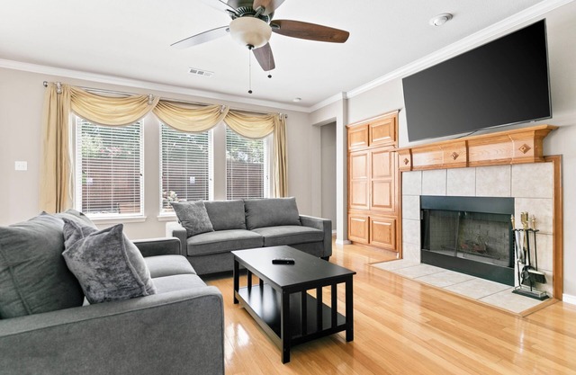 Spacious & Modern Pool Retreat Near DFW Metroplex!
