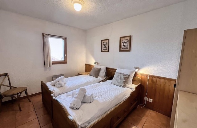 Spacious newly renovated 10 person chalet situated directly on the piste