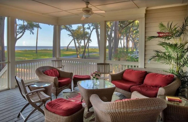Spacious Ocean View House for Families