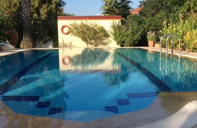 Spacious private 3 bed villa . Private pool. A/C. Free wifi.