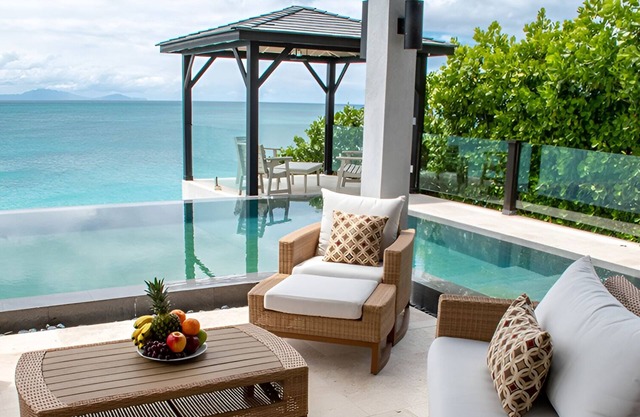 Spacious Retreat Perfect for Family and Friends Seaside Getaway and Relaxation!