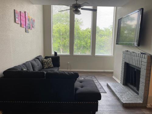 Spacious Unique 2br/2ba in Fort worth