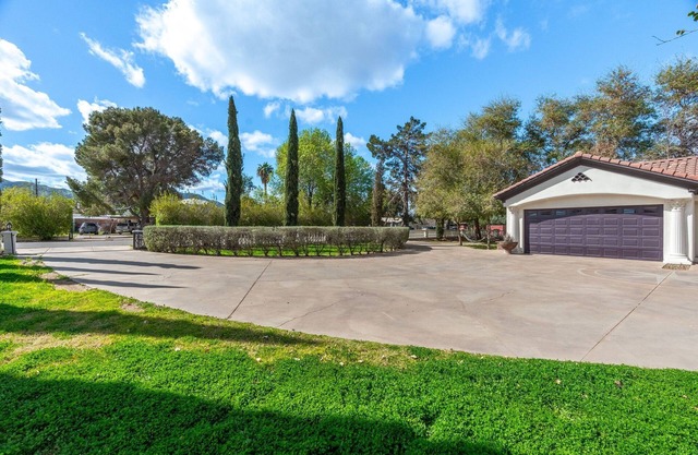 Spanish Castle - Huge yard+Basketball+Sleeps 25!