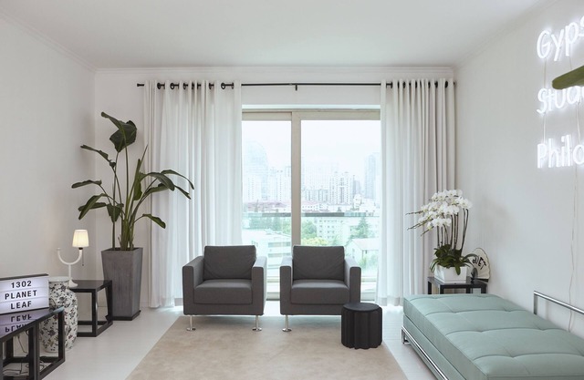 Special! Duplex Luxury Spacious Sunny APT. 1Bed,1 Study,2 Bath Private Terrace