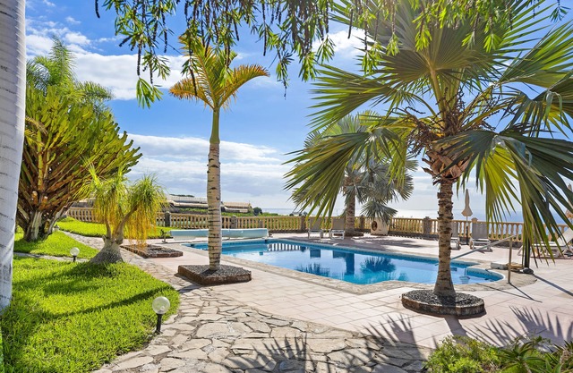 spectacular villa with stunning views