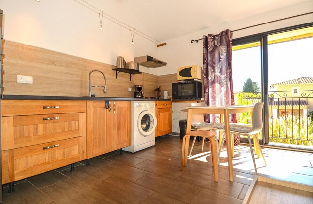 Spend a vacation close to nature in this inviting vacation apartment.