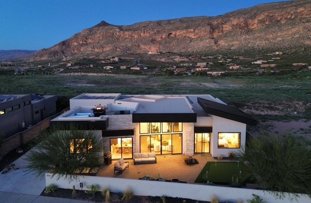 SPIRAL at Copper Rock! Sleeps 14!
