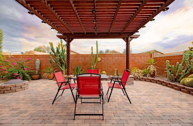 Splendid Home/Gated community/Pool/Hot Tub/Park
