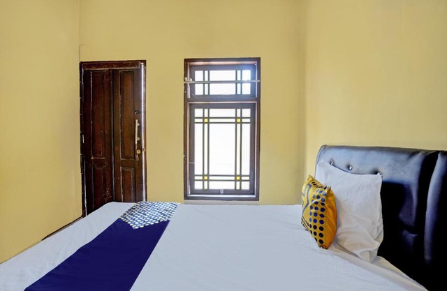 SPOT ON 92475 Rc Homestay Syariah