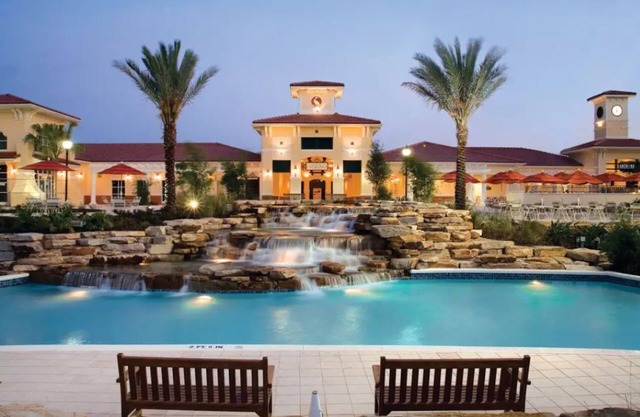 Spring Break at Orange Lake right by Disney World 2 BR April 5th through 10th