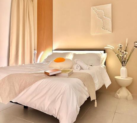 SsrHome325 Light Luxury Floating Bed B&B Seremban4r3b B&B 轻奢风格