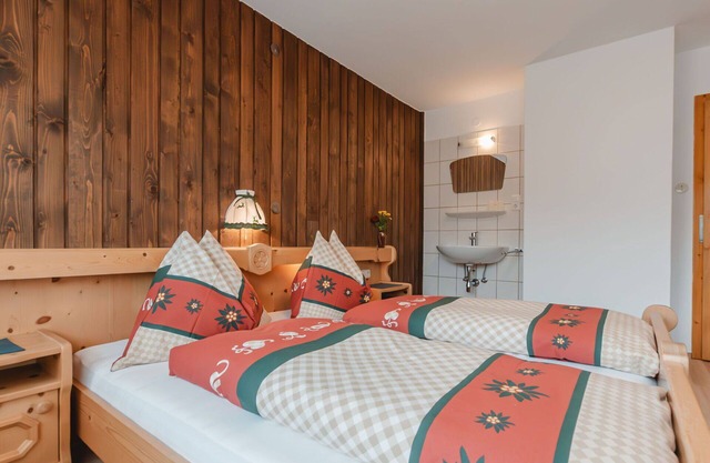 Stunning villa for 11 people with WIFI, TV, terrace, panoramic view and parking