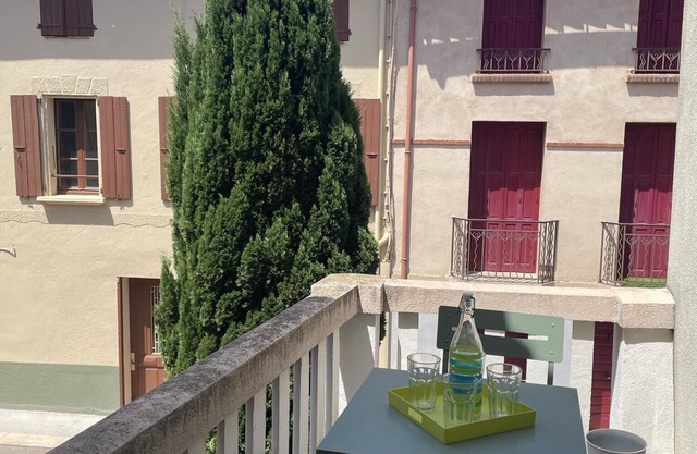 St Cyprien superb village house
