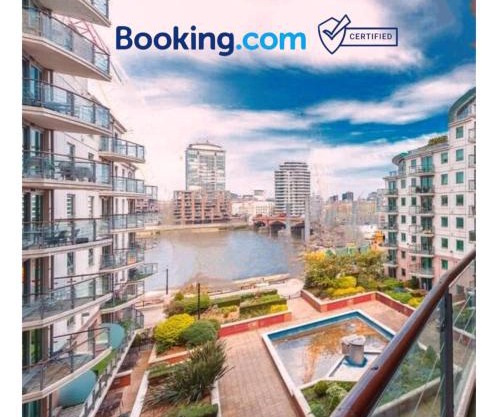 St, George Wharf Vauxhall Bridge large 2Bedrooms apartment with River View panoramic balcony