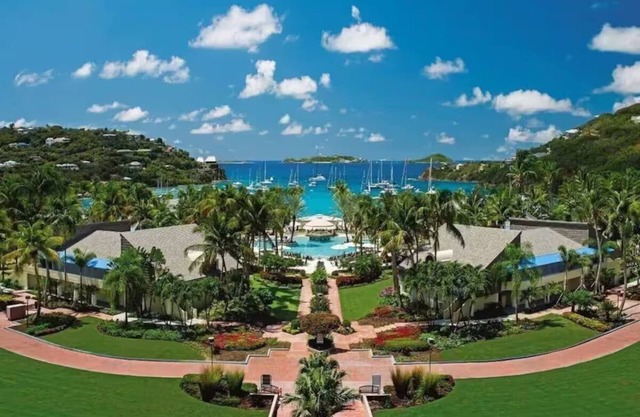 St John's Beachfront 3-bedroom, 3 BA villa - Westin Resort sleeps 12