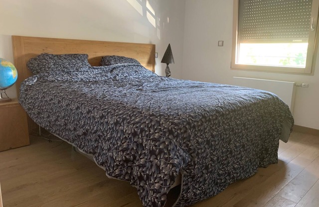 ST-JORIOZ, Lake Annecy, SUPERB recent T3 apartment, fully equipped, ideal location
