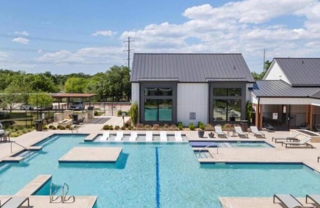 St Louis Beautiful 2BD 2BA Central West End Apartment