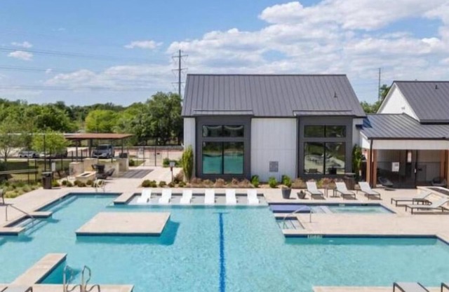 St Louis Gorgeous 2BD 2BA Central West End Apartment