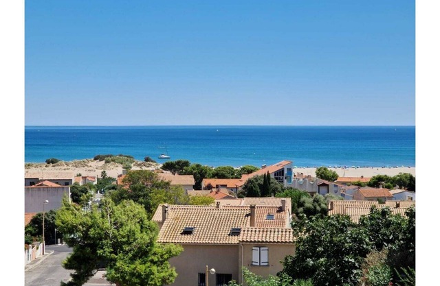 ST PIERRE/MER, Super SEA VIEW, family villa, 9 pers, 5 min walk from the sea