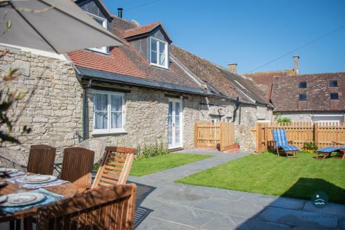 Stable Cottage at Poxwell Manor
