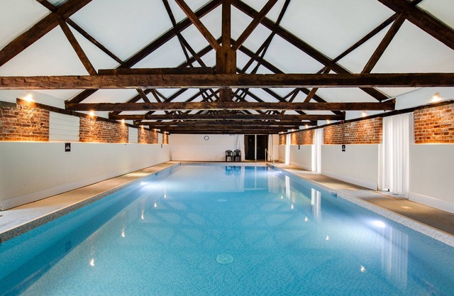 Stable Cottage - One Bedroom House, Sleeps 2