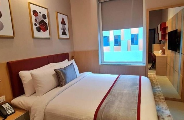 Standard Room Near University of Birmingham Dubai