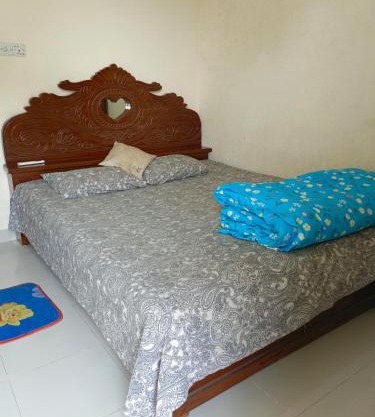 Star Night stay family Studio AC Apartment