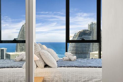 Star Residences Tower - Statement Vogue Themed Apartment