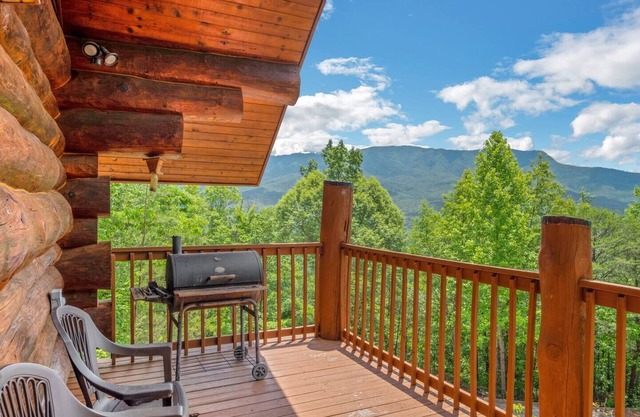 Star Views - Secluded w/Mountain Views