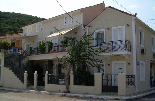Starvillas Apartments and Studios