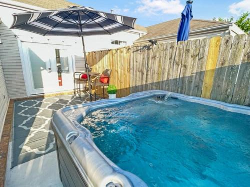 Stay at Steuben Hot Tub Remodeled Home