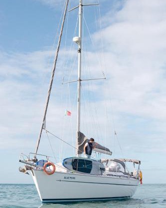 Stay in a Boat - Algarve (Blue Pearl)