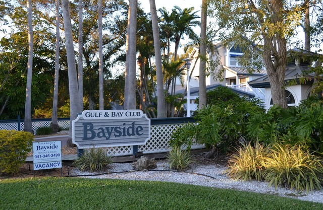 Stay In Our Ground Floor Villa, Perfectly Located Between The Pool And The Bay.