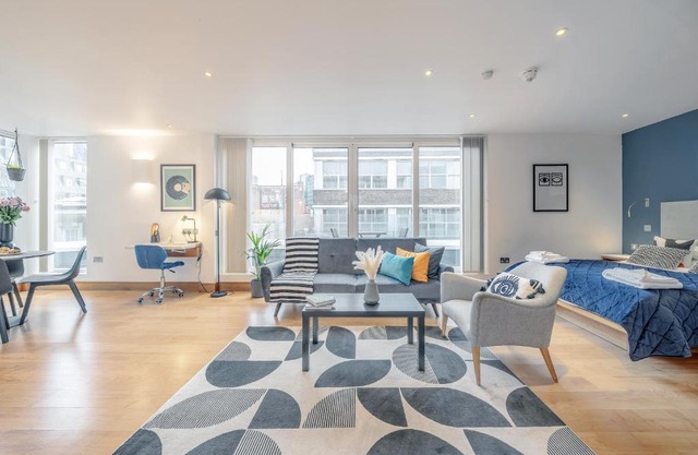 Stay Kula London - Tower Hill