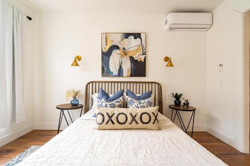 Stay Portland - Historic 6BR - Walk to NW Shops - Sleeps 12