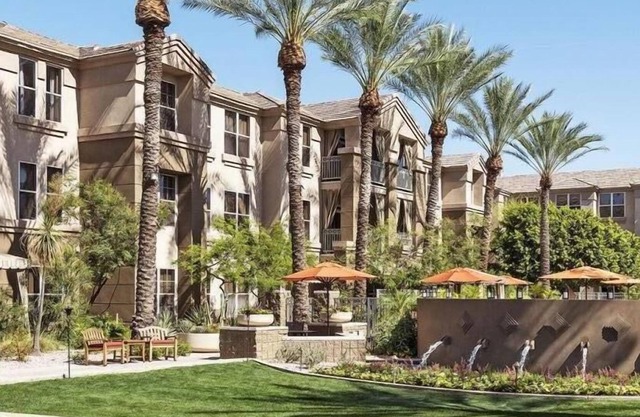 Stay, Work, and Play in Style Near Scottsdale's Top Attractions! Pets Welcome!