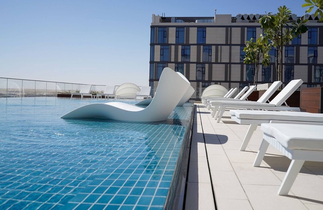 Staybridge Suites Dubai Al-Maktoum Airport by IHG