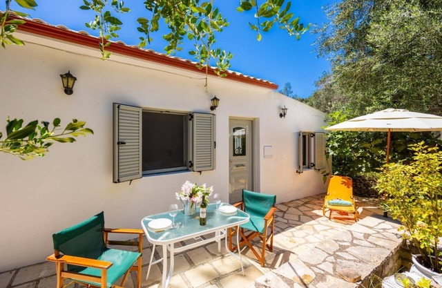 Stefanos Cottage - One Bedroom Apartment, Sleeps 2