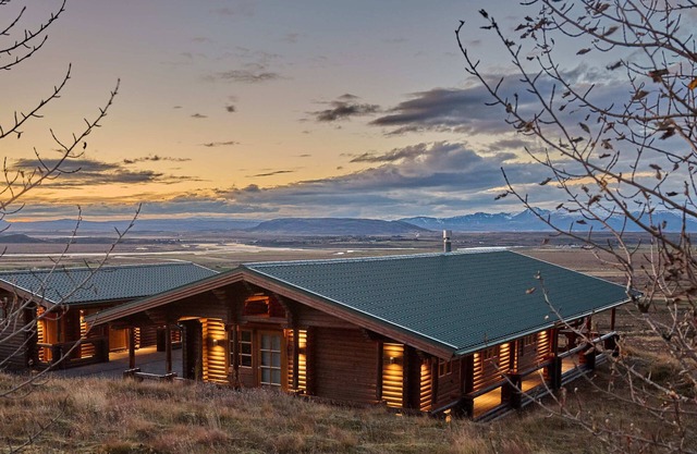Stekkar - Cozy Cottage On The Golden Circle, Warm And Welcoming, Spa Facilities