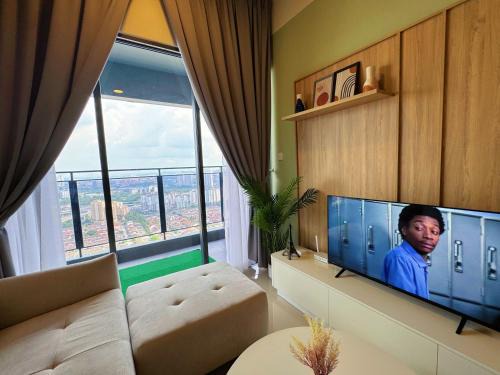 Stellar 8th 3 Room Fully Air-Con Suite Bandar Baru Sri Petaling, 57000 Kuala Lumpur,