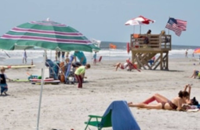 Steps to Beautiful Brigantine Beach. n1st. Floor Unit with Private Porch.