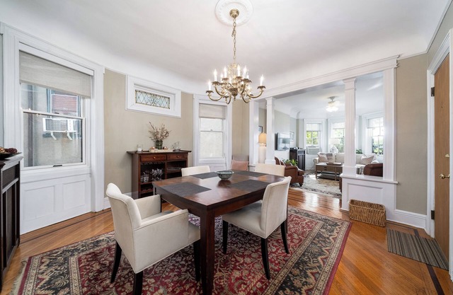 Steps to Manhattan! 2 BR private apartment w/terrace & View