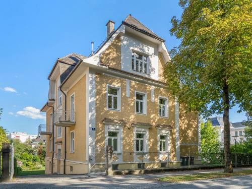 Stilvolle Gartenwohnung im Villenviertel Villachs