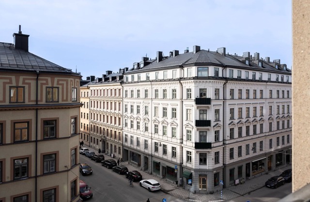 Stockholm Loft Haven 3 Beds in a 1-Bedroom Gem