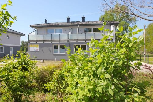 strandnahes Haus, Balkon, gratis Nutzung vom AHOI Erlebnisbad und Sauna in Sellin- Villa Playa