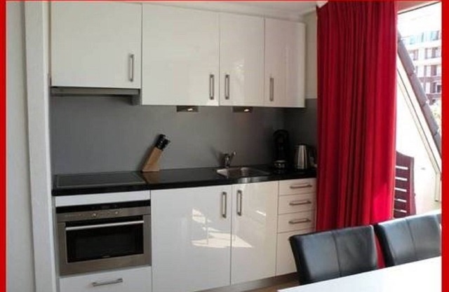 Studio, 200 meters from the beach and in the center.