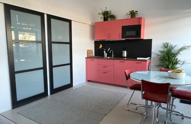 Studio 28A5 with free parking place